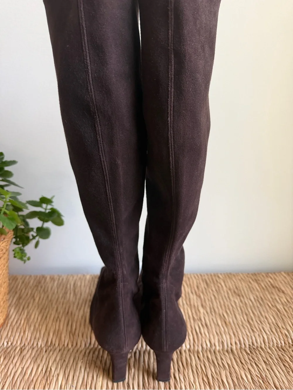 Stuart Weitzman Brown Suede Square Toe Knee High Kitten Heel Boots 8 1/2
